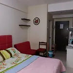 The Suites Metro Apartment By Zaky