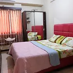 The Suites Metro Apartment By Zaky
